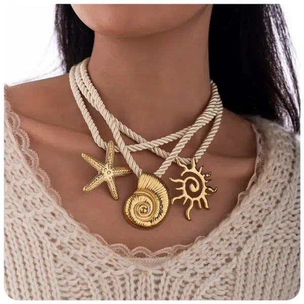 Wholesale Ion Plating (IP) 18K Gold Real Gold Plated Sun Starfish Conch 304 Stainless Steel Vacation Marine Style Waterproof Non Tarnish 304 Stainless Steel Lobster Trigger Clasp Closure Pendant Necklace