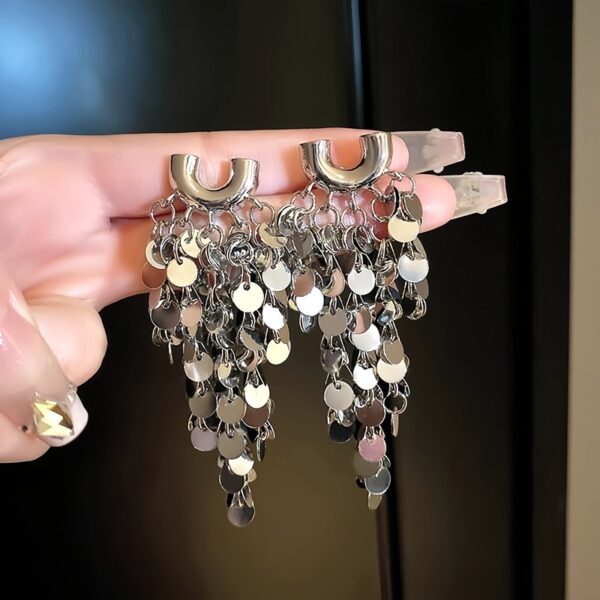 oly-90cff6ee0c02c514e1d28f2ec2e6dac3 Wholesale fashion temperament tassel sequins heavy earrings atmosphere high sense cold wind metal hair accessories