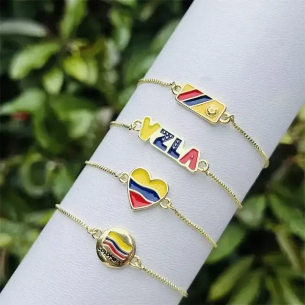 Wholesale Women’s National Flag Bracelet With Bezel Setting, PVD Coated Copper, 18K Real Gold Plated Slider Chain