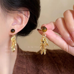 A2031 gold-wheat maillard tiger eye stone tassel earrings