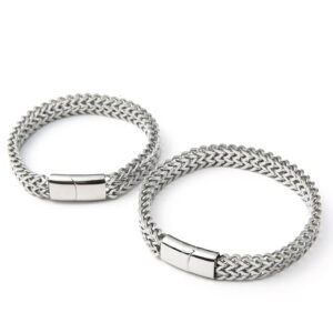 oly-91435fa6d75ff4d5b4eb7204ad9d688a Wholesale fashion accessories titanium steel bracelet men's bracelet stainless steel woven square forward and reverse chain magnet buckle bracelet