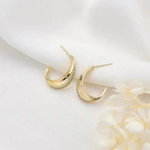 Wholesale C Shape Stud Earrings For Women Featuring 925 Sterling Silver Posts With 14K Real Gold Plated Copper And Zircon Inlay