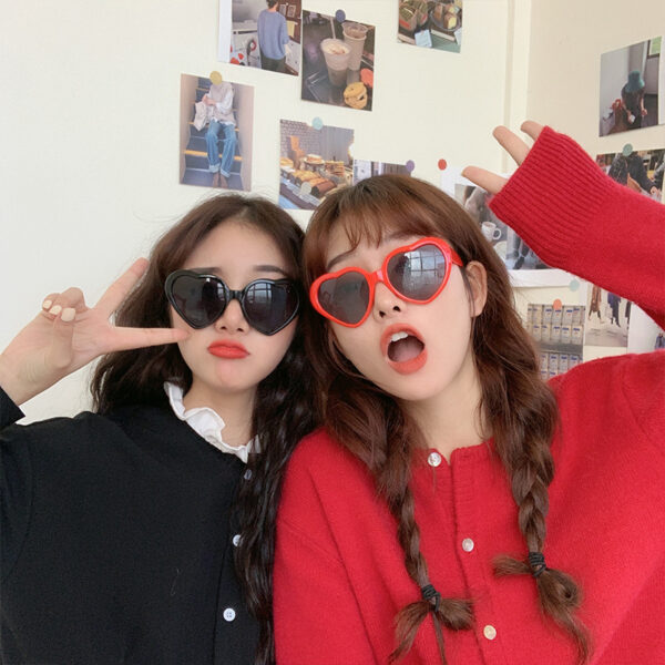 oly-9145a75a35f071db11fbf16b95f49de8 Wholesale Valentine's Day Gift Love Light Special Effect Glasses Sunglasses Creative Sunglasses