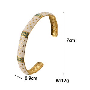 Gold 04 / 18K
