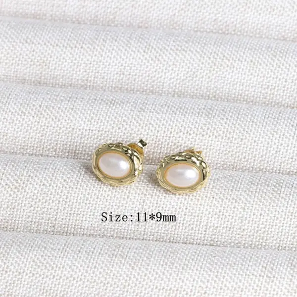 Wholesale European And American Cross-Border Niche High-End Oval Pearl Earrings For Women, Elegant Fashionable Simple Versatile Vacuum Electroplated 18K Gold Copper Earrings
