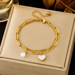 【5315】White Bead Heart Buckle Chain