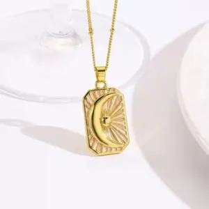 Pinkish-white Moon with Chain / 1 Strand/Package