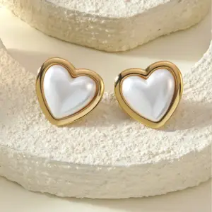 BD049EH-Love Earrings