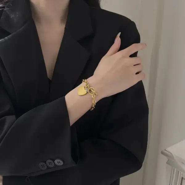 Wholesale 304 Stainless Steel Plastic Heart Shape Ion Plating (IP) Artificial Rhinestones 18K Gold Plated Simple Style Waterproof Non Tarnish Inlay Regular Chain Lobster Trigger Clasp Closure Rose Gold Multicolor-Golden Yellow Silver Bracelets