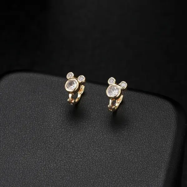 Wholesale Round Drop Earrings For Women With Copper Studs Featuring 14K Real Gold Plated Electroplated Finish And Rhinestone Inlay