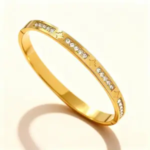 46-D-4 Gold Diamond-Embellished Bracelet