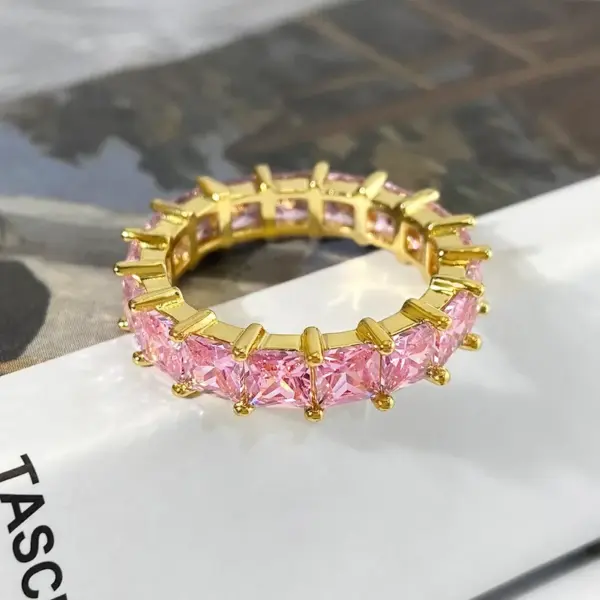 oly-92846f75dbedc276bebddbca881f321c Wholesale Square Claw Setting Ring For Women In Brass With 18K Real Gold Water Plating And Zircon Inlay