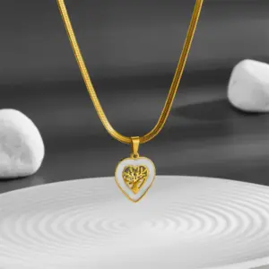 Wholesale Titanium Steel 18K Gold Plated Elegant Hollow Out Tree Heart Shape Acrylic Pendant Necklace