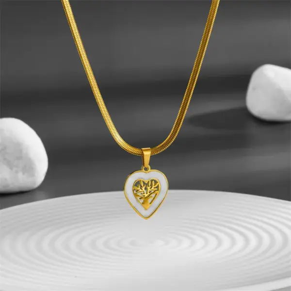 Wholesale Titanium Steel 18K Gold Plated Elegant Hollow Out Tree Heart Shape Acrylic Pendant Necklace