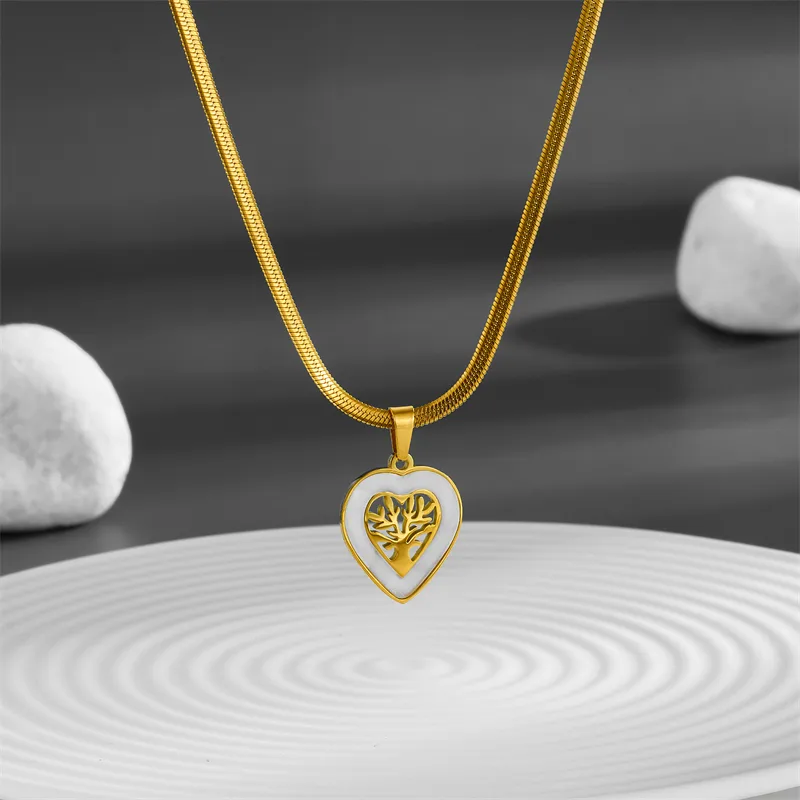 Wholesale Titanium Steel 18K Gold Plated Elegant Hollow Out Tree Heart Shape Acrylic Pendant Necklace