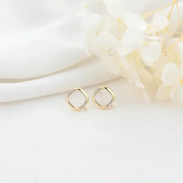 Wholesale Leaves Stud Earrings With 925 Sterling Silver Posts, Copper Base, And 14K Real Gold Plated Finish Featuring Zircon Inlay In Gold