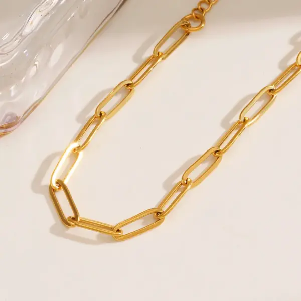 oly-92ccf1dcdc89e9de0517fd27cd54e3a8 Wholesale 304 Stainless Steel Solid Color Ion Plating (IP) 18K Gold Plated Simple Style IG Style Waterproof Non Tarnish Cable Chain Gold Chain Bracelet