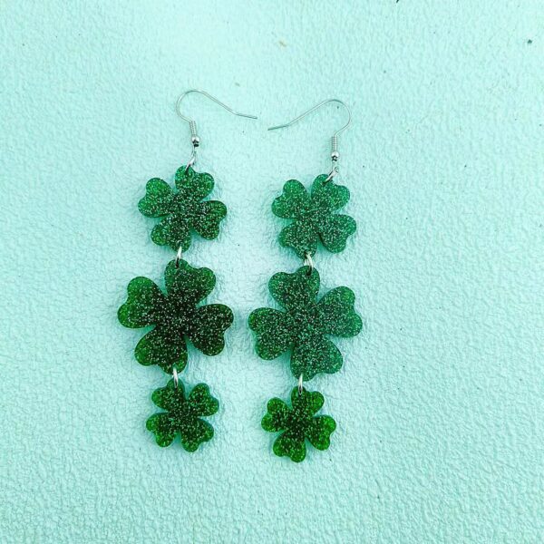 Wholesale  Carnival personalized all-match Green acrylic glitter lucky grass earrings