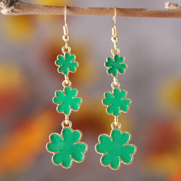oly-92f5cf5990754aa4c96db7205ea3fa70 Wholesale St. parcret Festival Irish green clover tassel pendant drop oil earrings
