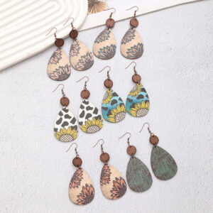 Wholesale Western-style sunflower dairy cow grain farm vintage wood grain thin earrings earrings across Europe and the United States