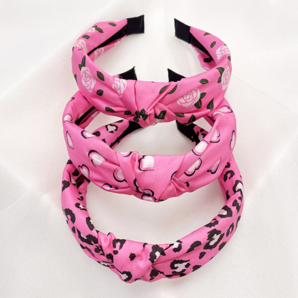 oly-93b1812eee12f0065e4a593f063f9aa6 Wholesale 3 sets of Valentine's Day love flowers Leopard fabric knotted hair band hair accessories holiday headband