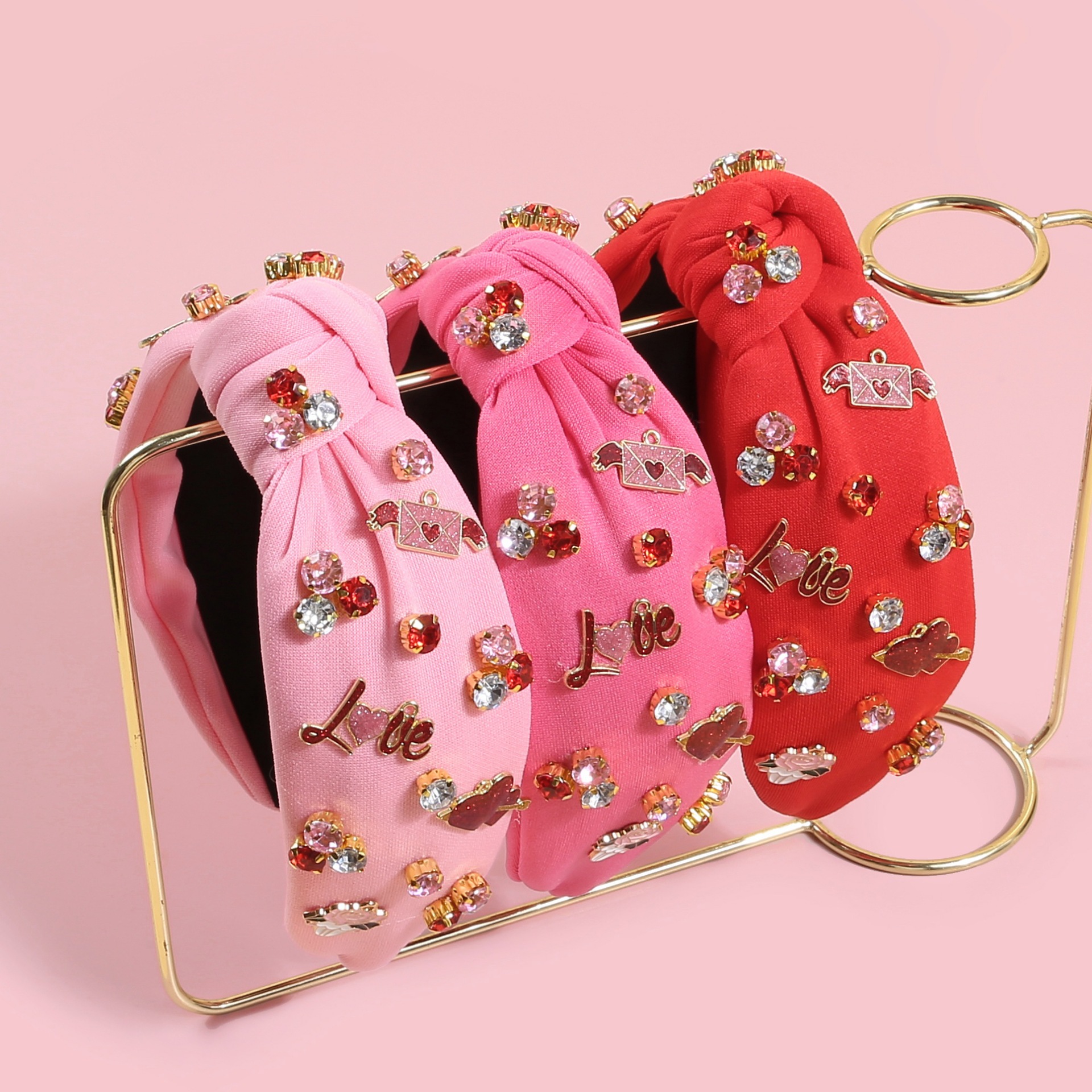 Wholesale New Valentine's Day Diamond Headband Fashionable Elegant Peach Heart Letter Headband Wide Side High Cranial Top Holiday Headwear