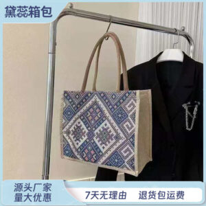 Wholesale 2025 New Canvas Handbag Large Capacity Women's Korean Cotton and Linen Work Commuting Packaging Lunch Box Bag
