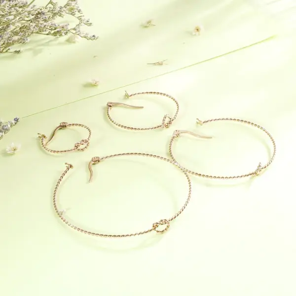 Wholesale 304 Stainless Steel Geometric Solid Color PVD Coated 18K Real Gold Plated Simple Style Waterproof Non Tarnish Plating Hoop Earrings
