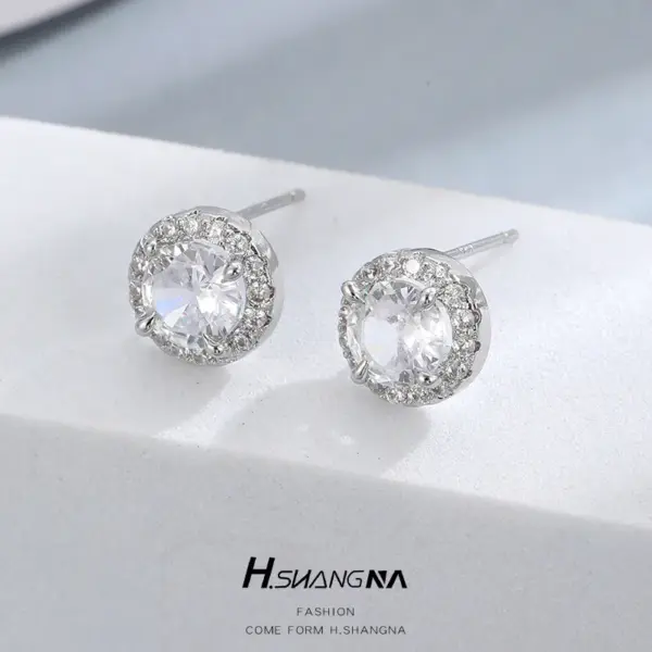 Wholesale Round Stud Earrings For Women With 925 Sterling Silver Posts, Copper Base, And 14K Real Gold Plated Featuring Zircon Inlay