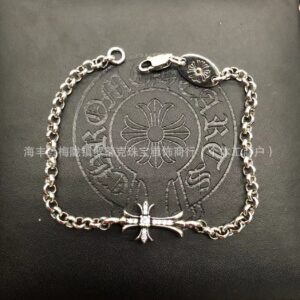 Cross diamond bracelet / 20CM