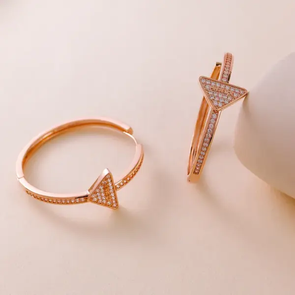 Wholesale 1 Pair Elegant Romantic Triangle Inlay Copper Zircon Earrings