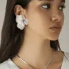 Wholesale 1 Pair Elegant Lady Streetwear Flower Ginkgo Leaf Plating Inlay Alloy Imitation Pearl Drop Earrings Ear Studs