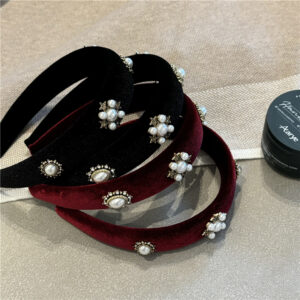 Wholesale Vintage Court Style Baroque Pearl Headband Light Luxury French Wide Side High Cranial Top Headband High-grade Hair Accessories Headwear