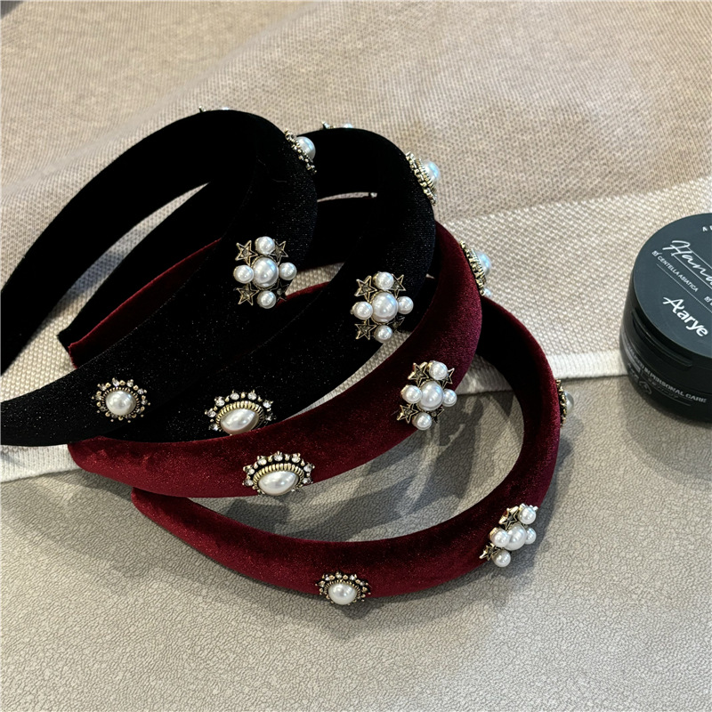 Wholesale Vintage Court Style Baroque Pearl Headband Light Luxury French Wide Side High Cranial Top Headband High-grade Hair Accessories Headwear