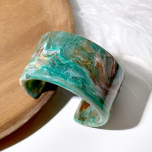 Blue-green [about 6.1cm,61.3g]]