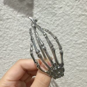 23#Ghost hand twist clip silver