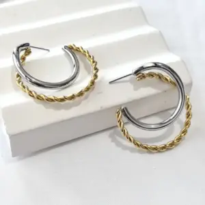 Wholesale 316 Stainless Steel Real Gold Plated Earrings Twist Two-tone Cast Letter Vacuum Plated Waterproof Non-fading Earrings For Banquet Catwalk
