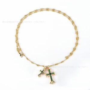 Gold green diamond necklace