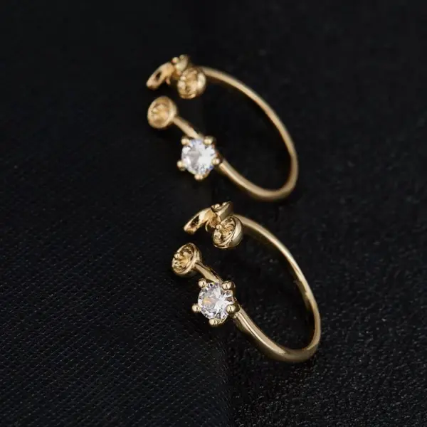 Wholesale Waterproof Non Tarnish Leaves Open Ring For Women In Copper With 14K Real Gold Plated Electroplated Finish And Zircon Inlay