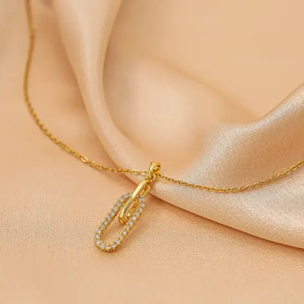 Wholesale 304 Stainless Steel Copper Paper Clip Oval Water Plating Zircon 18K Gold Plated IG Style Elegant Simple Style Inlay Cable Chain Gold Pendant Necklace