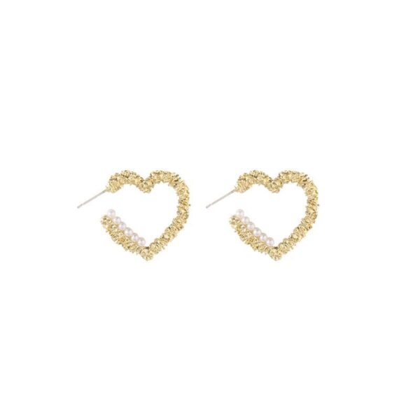 Wholesale 925 Spring and Summer Design Sense Simple Fashion Texture Metal Peach Heart Love Pearl Earrings