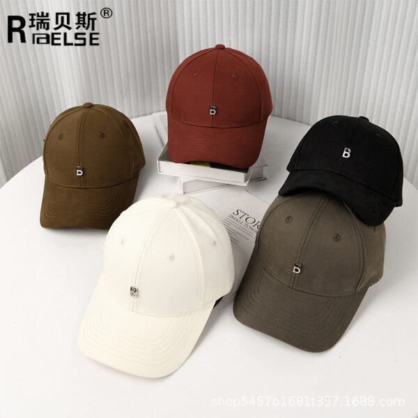 oly-9949ce28954fba41342e7838190e9d48 Wholesale Spring and summer baseball cap men's and women's solid color metal letter B baseball cap face small wide brim cap women