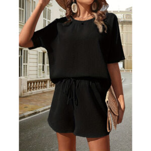 Black / M