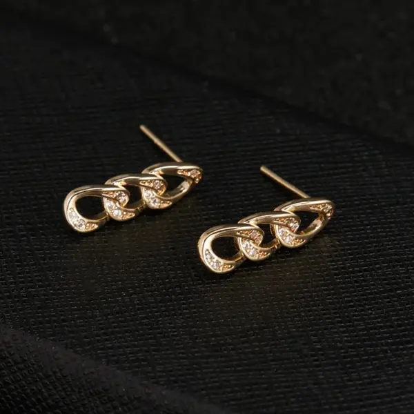 Wholesale Geometric Stud Earrings For Women With 925 Sterling Silver Posts, Copper Base, And 14K Real Gold Electroplated Featuring Zircon Inlay