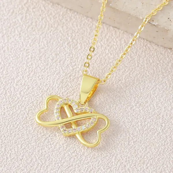 Wholesale Heart Shape Pendant Necklace For Women In Copper With 18K Gold Plated Claw Setting, Zircon, Cable Chain