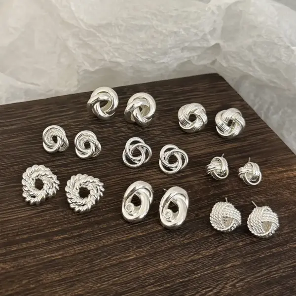 Wholesale Elegant Silver Twisted Hairpin Earrings Collection Versatile Fashionable Women's Jewelry Accessories Geometric Pattern Copper