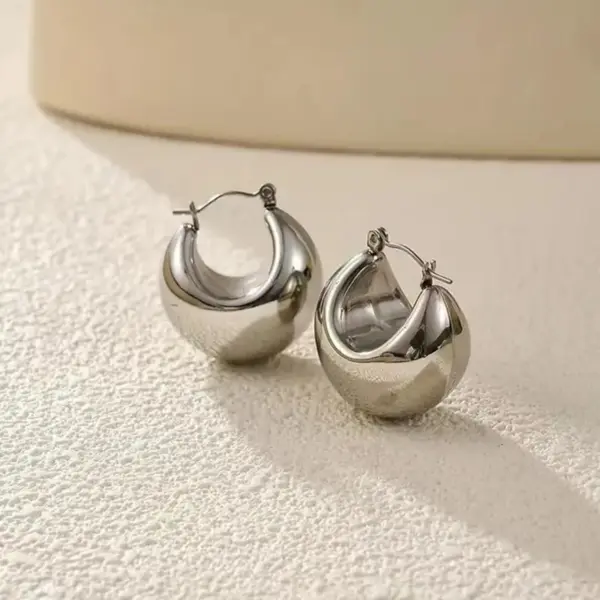 Wholesale PVD Coated 18K Gold Plated Solid Color 304 Stainless Steel Retro Simple Style Classic Style Waterproof Non Tarnish Earrings