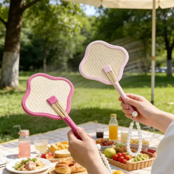 Wholesale Sweet Holiday Straw Accessory For Adults Featuring Beading Craftsmanship