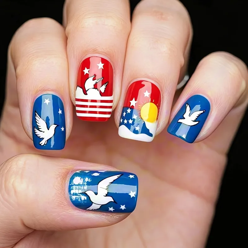 Wholesale 4th Of July Themed Wearable Nail Art Stars And Solid Color Detachable Silicone Nail Tips And Grid 24-Piece Set