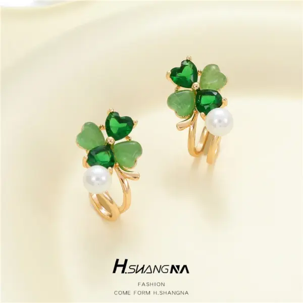 Wholesale Heart Shape Stud Earrings For Women With Copper And Cat's Eye Stone Inlay, Featuring 925 Sterling Silver Posts In Green